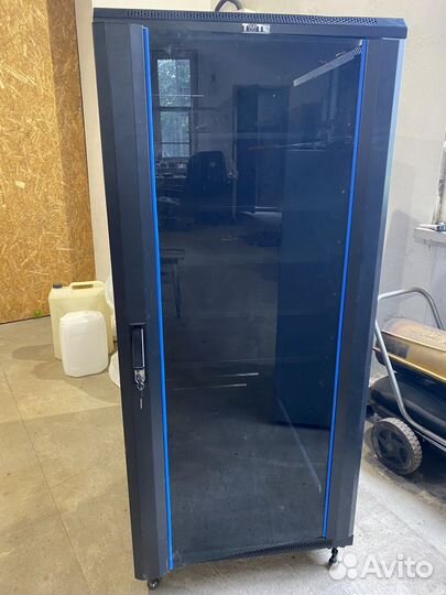 Серверный шкаф TWT