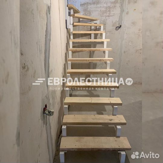 Лестница на металле