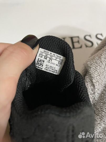 Кроссовки adidas