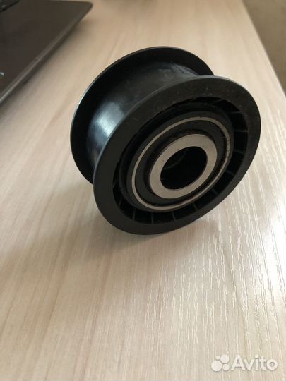 Паразитный ведущий ролик Ремня грм