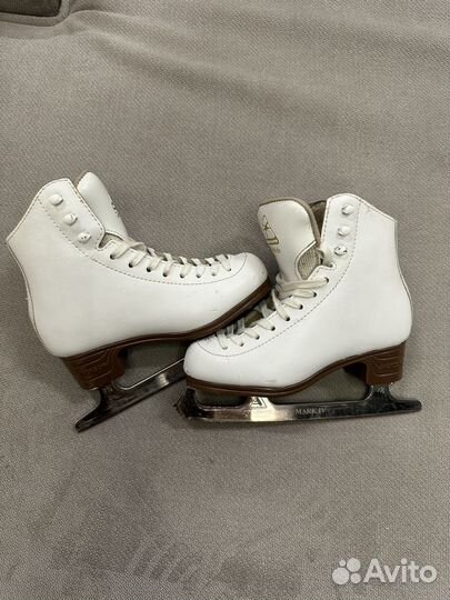 Проффесиональные фигурные коньки Jackson