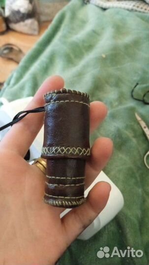 Чехол из кожзама ручной работы)