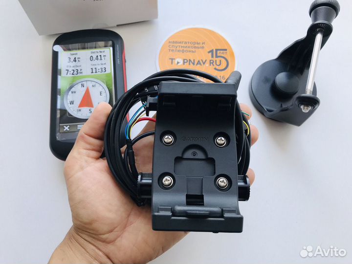 Крепеж для навигатора Garmin Montana 680