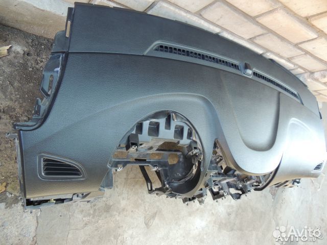 Ремонт торпедо Hyundai Elantra перетяжка панели