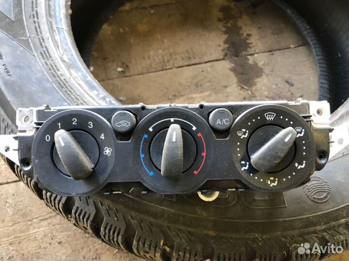 Блок управления печкой форд фокус 2