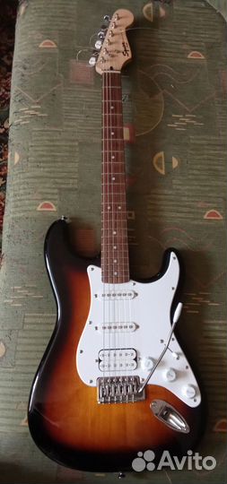 Fender squier bullet stratocaster hss+чехол+кабель