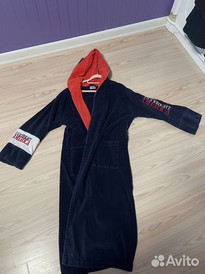 Мужской махровый халат с капюшоном