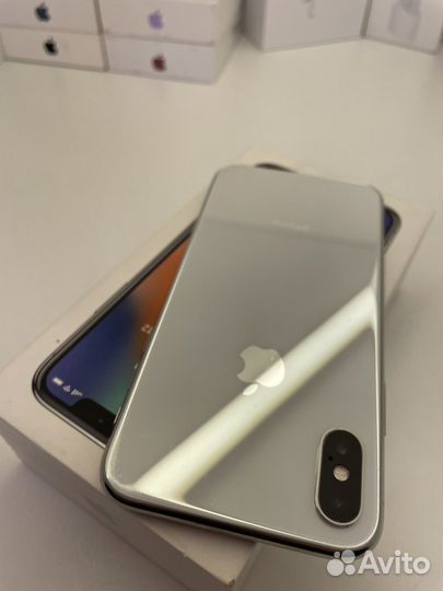 iPhone X, 256 ГБ