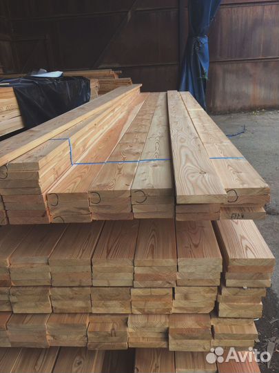 Доски лиственницы 45x145 мм, для разнообразных строительных проектов