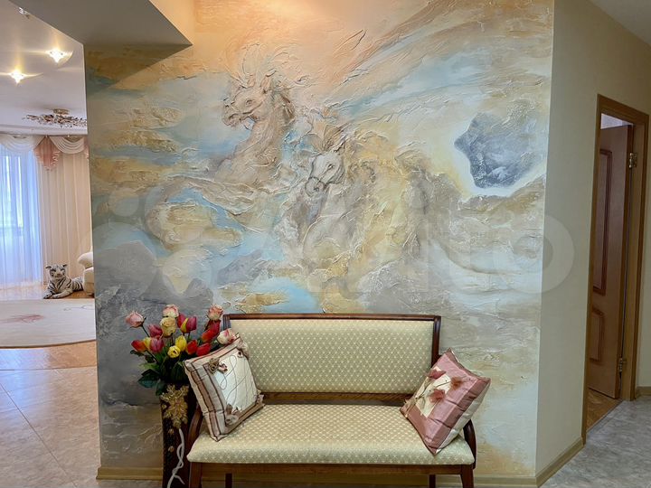 3-к. квартира, 109,5 м², 10/18 эт.