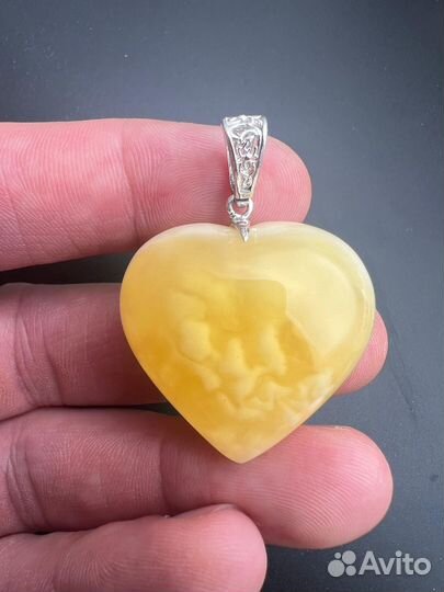 Кулон Сердце из натурального пейзажного Янтаря