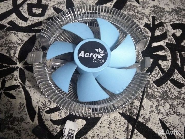 Кулер от Aero Cool