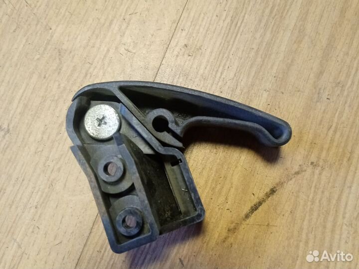 Ручка троса капота Сеат cordoba