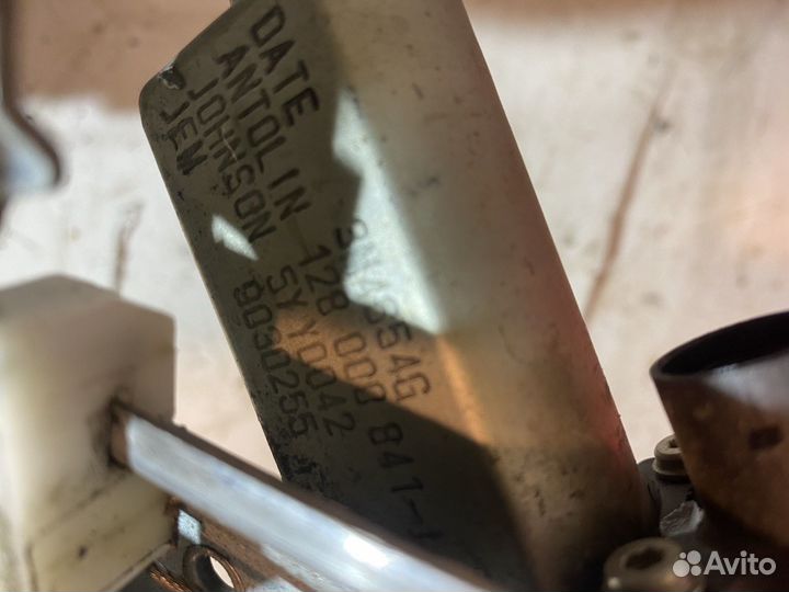 Renault Duster Стеклоподъемный механизм левый