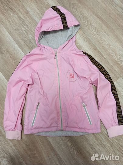 Ветровка для девочки
