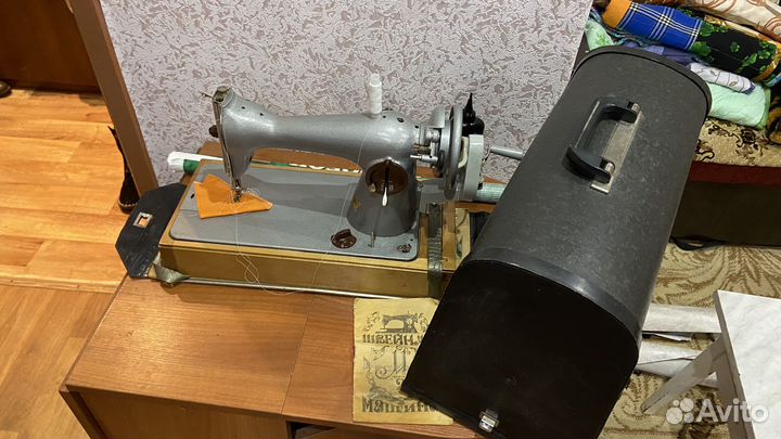 Швейная машина Подольск