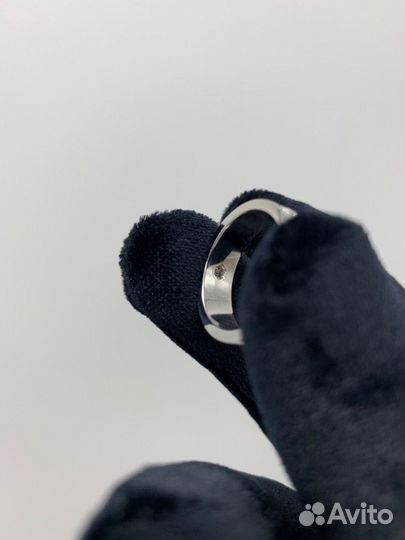 Кольцо обручальное с бриллиантами 750