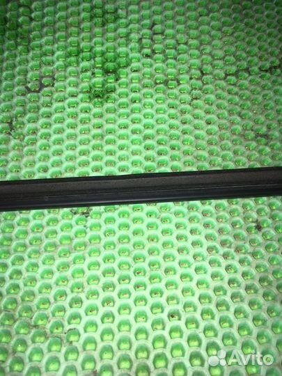 Бархотка передняя правая Opel Astra H Z16XER 2007