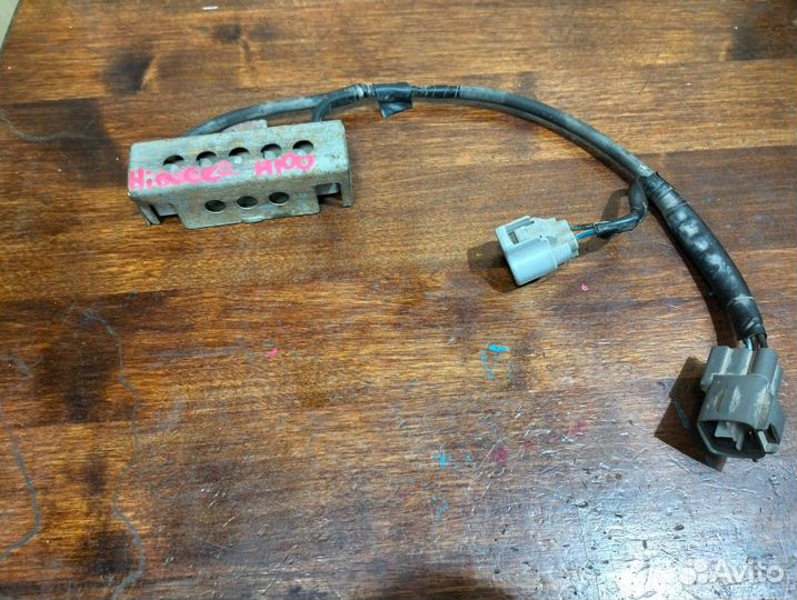 Регулятор оборотов вентилятора Toyota Hiace H100