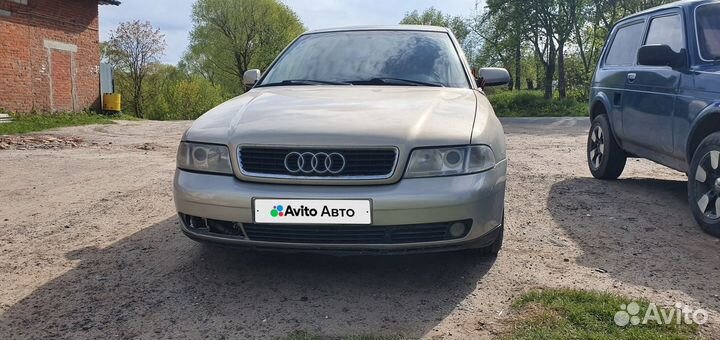 Audi A4 1.8 МТ, 1999, 360 000 км