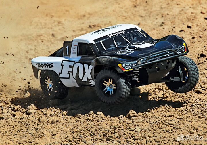 Радиоуправляемая машинка traxxas Auto Slash VXL 4W