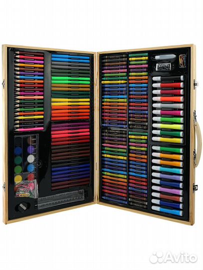 Набор для рисования и творчества 220 предметов