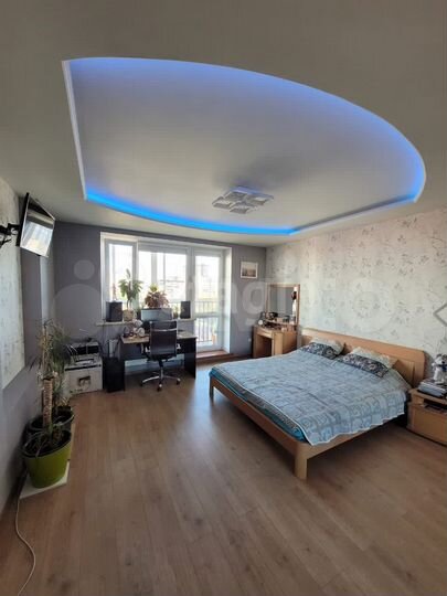 2-к. квартира, 70 м², 13/25 эт.