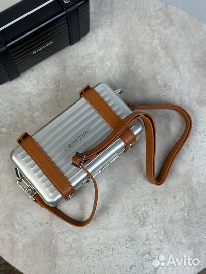 Сумка мессенджер rimowa
