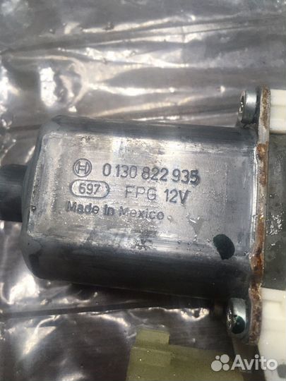 Моторчик стеклоподьемника C