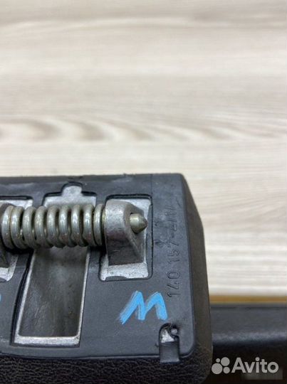 Зеркало салона Mercedes E-Class W124