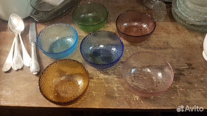 Вазочки из цветного стекла СССР