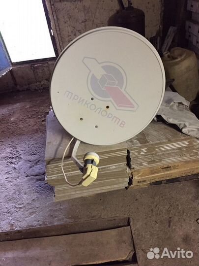 Спутниковая тарелка