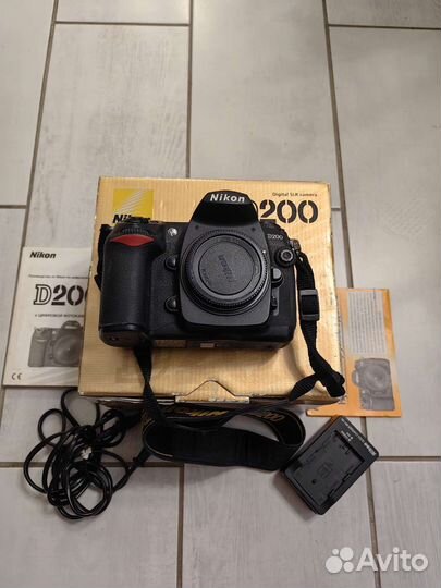 Зеркальный фотоаппарат nikon d200