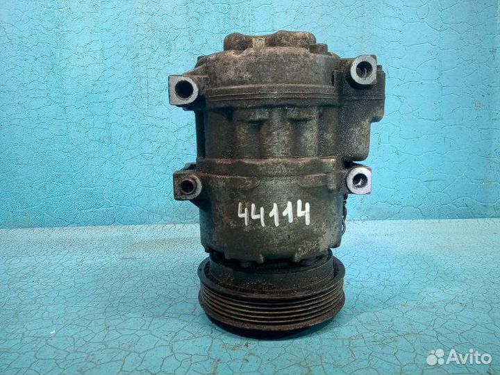 Компрессор кондиционера Kia Opirus LD G6DA 3.8