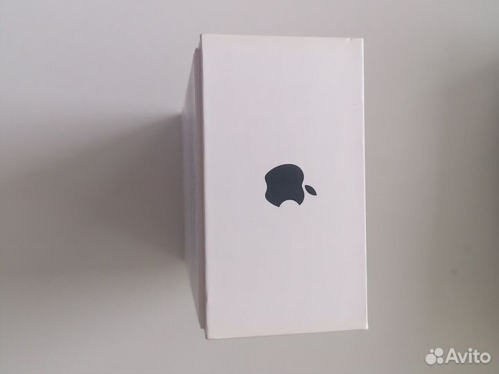 Коробка от iPhone xs