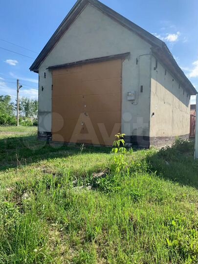 Гараж, > 30 м²