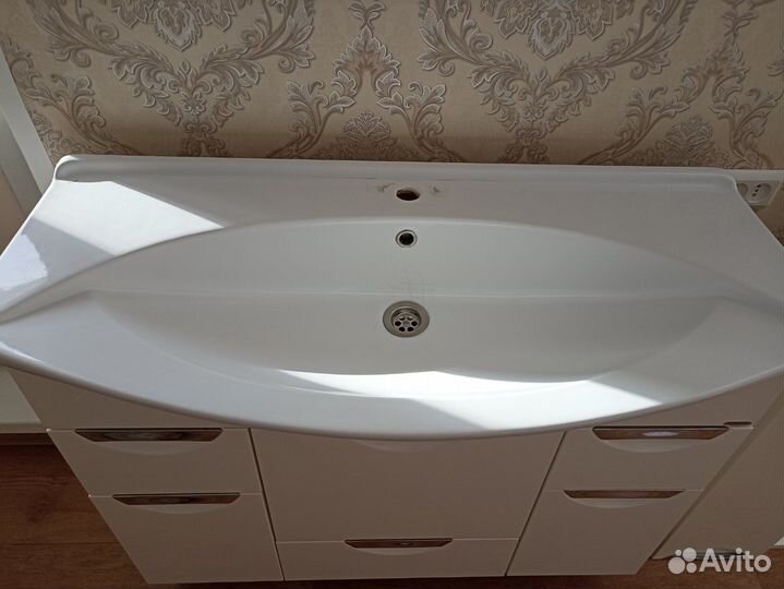 Тумба для ванной,раковина,зеркало