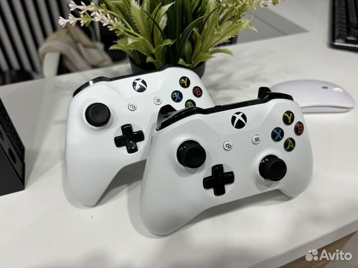 Xbox One X 1tb с играми