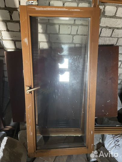 Окно пластиковое деревянное бу