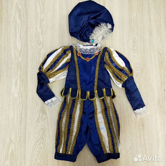 Новогодний карнавальный костюм для мальчика Принц