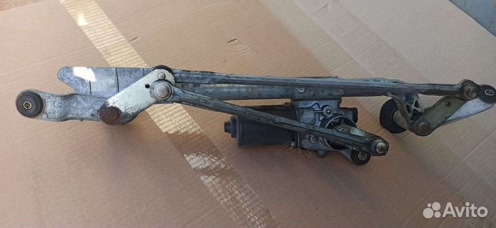 Трапеция стеклоочистителя Nissan X-Trail T-31