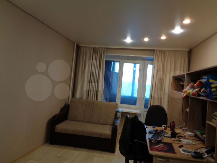 3-к. квартира, 88 м², 2/5 эт.