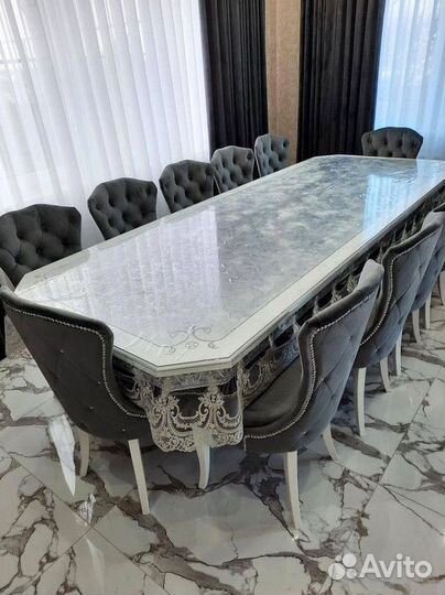 Стол и стулья в кухню Гарантия