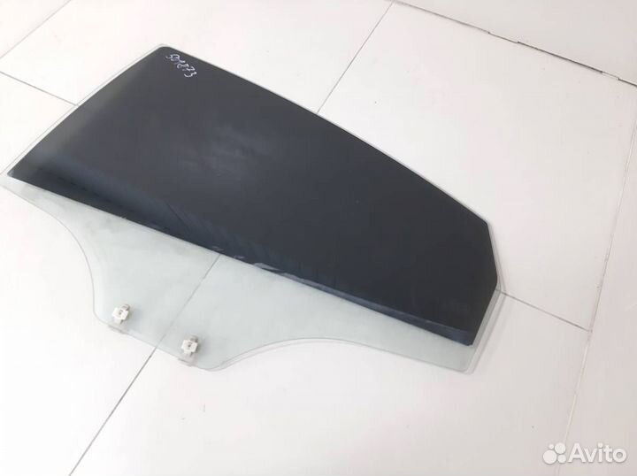 Стекло двери задней левой Hyundai Solaris 2010-201