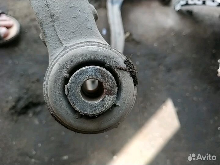 Рычаг передний honda accord 8