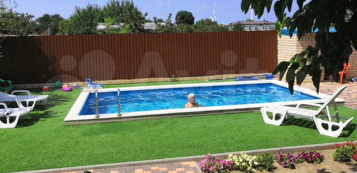 Комната 35 м² в 2-к., 1/2 эт.