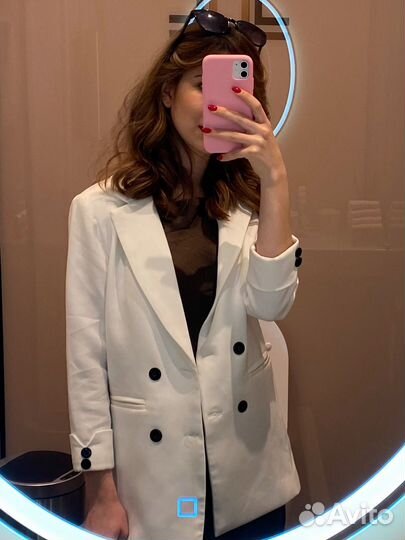 Пиджак женский белый