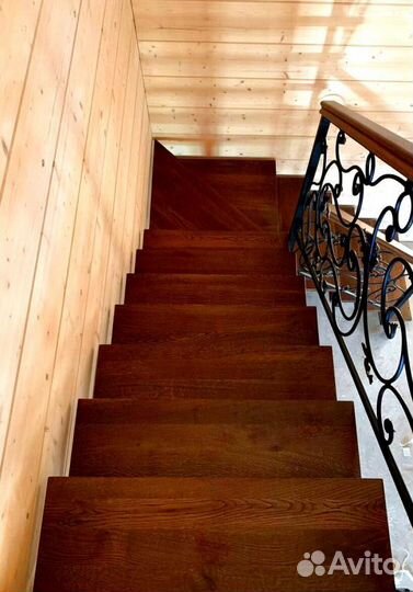 Металлические лестницы с поворотом