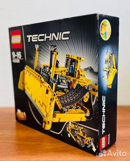 Lego Technic 42028 Бульдозер