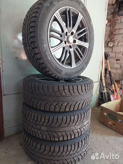 Зимняя резина на дисках R16